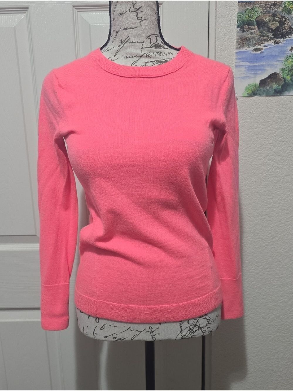 Banana Republic Womens Neon Coral Pink Extra Fine Merino Wool Sweater XS